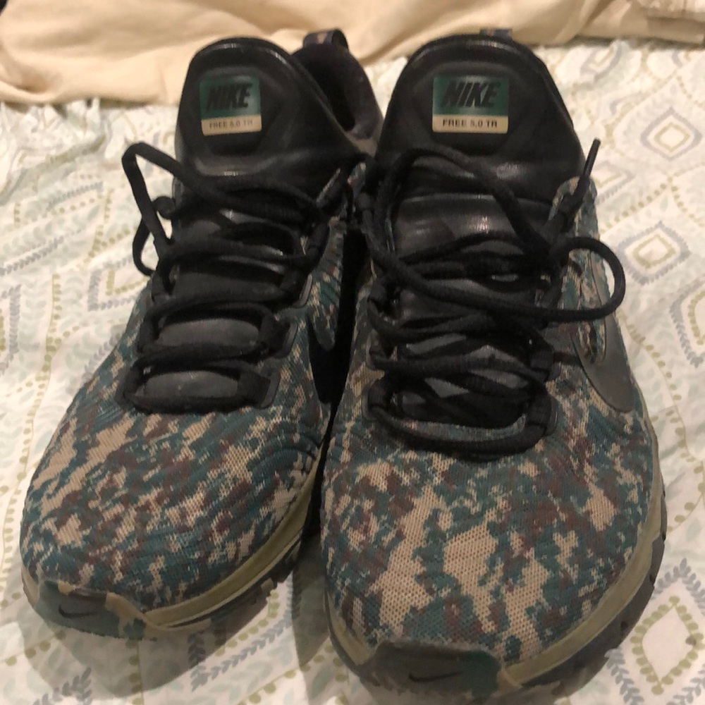 Nike Sneakers